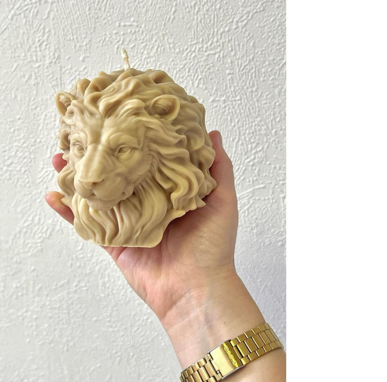Lion candle